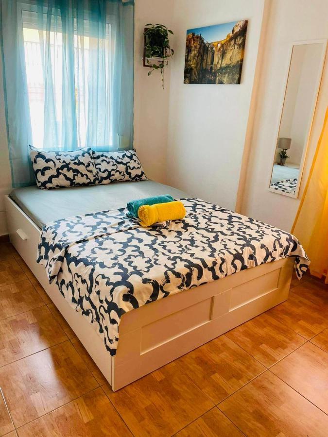 Nice Boutique Flat With Terrace فوينخيرولا المظهر الخارجي الصورة